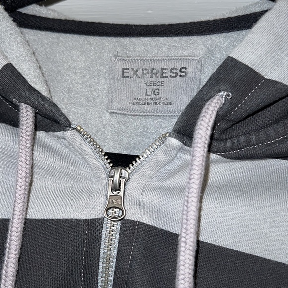 Express Zip-Up - Picture 3 of 3
